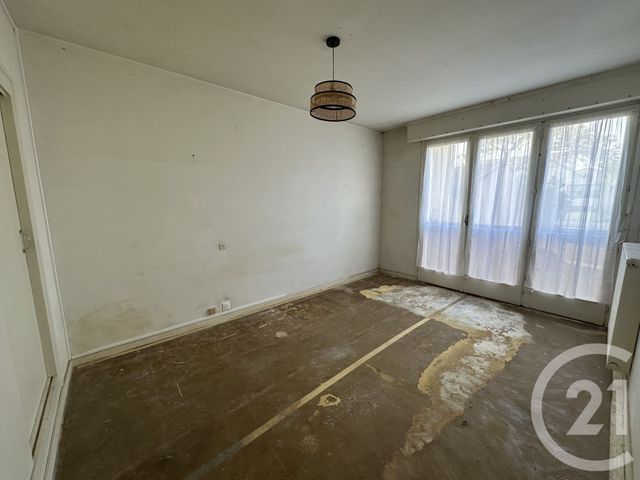 Afficher la photo en grand Appartement F2 à vendre - 2 pièces - 51.63 m2 - ROYAN - 17 - POITOU-CHARENTES - Century 21 Grand Large