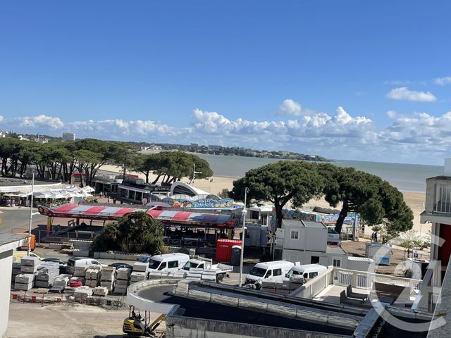 Appartement T3 à vendre - 3 pièces - 76.51 m2 - ROYAN - 17 - POITOU-CHARENTES - Century 21 Grand Large