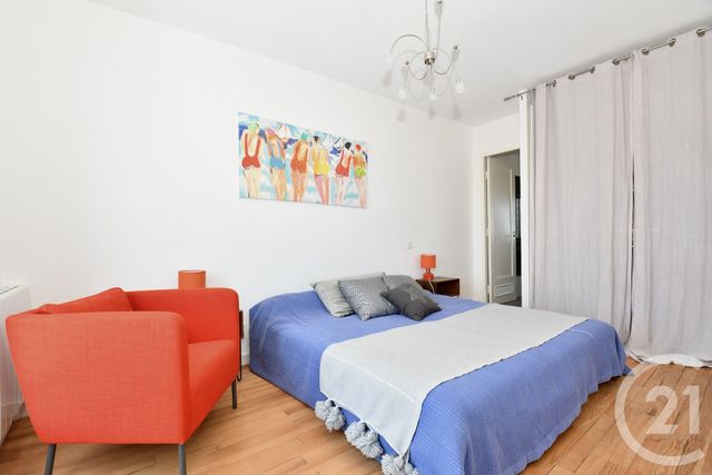 Appartement T3 à vendre - 3 pièces - 76.51 m2 - ROYAN - 17 - POITOU-CHARENTES - Century 21 Grand Large