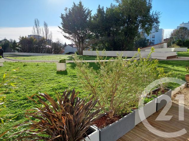 Appartement F2 à vendre - 2 pièces - 46.28 m2 - ROYAN - 17 - POITOU-CHARENTES - Century 21 Grand Large