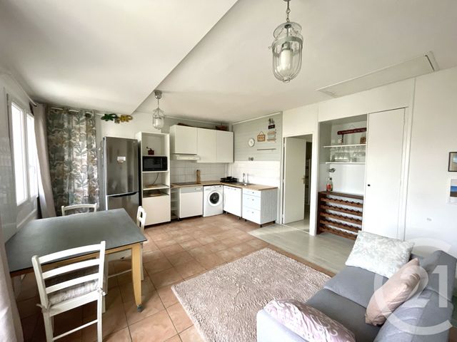 Appartement T3 à vendre - 3 pièces - 52.19 m2 - ROYAN - 17 - POITOU-CHARENTES - Century 21 Grand Large