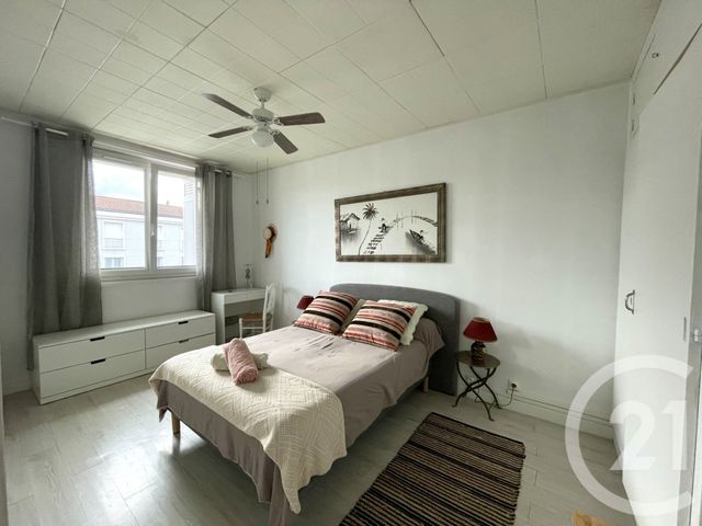 Appartement T3 à vendre - 3 pièces - 52.19 m2 - ROYAN - 17 - POITOU-CHARENTES - Century 21 Grand Large