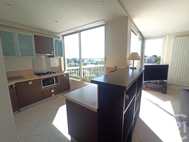 Appartement Duplex à louer - 3 pièces - 75.37 m2 - ROYAN - 17 - POITOU-CHARENTES - Century 21 Grand Large