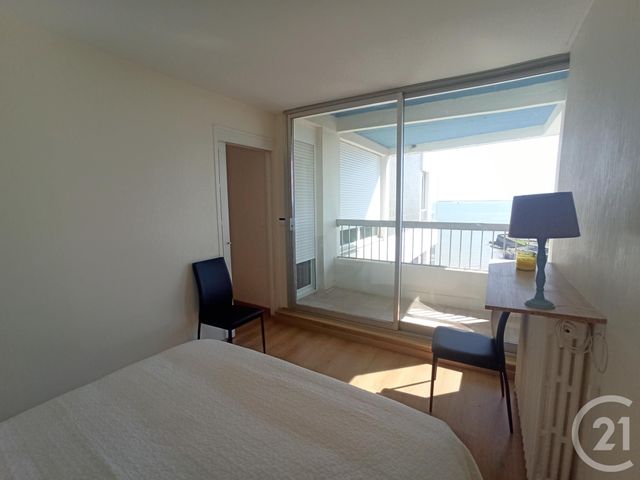 Appartement Duplex à louer - 3 pièces - 75.37 m2 - ROYAN - 17 - POITOU-CHARENTES - Century 21 Grand Large