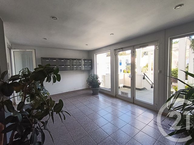 Appartement F1 à louer - 1 pièce - 23.84 m2 - ROYAN - 17 - POITOU-CHARENTES - Century 21 Grand Large