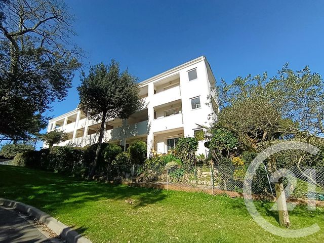 Appartement F1 à louer - 1 pièce - 23.84 m2 - ROYAN - 17 - POITOU-CHARENTES - Century 21 Grand Large