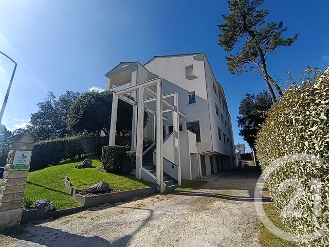 Appartement F1 à louer - 1 pièce - 23.84 m2 - ROYAN - 17 - POITOU-CHARENTES - Century 21 Grand Large