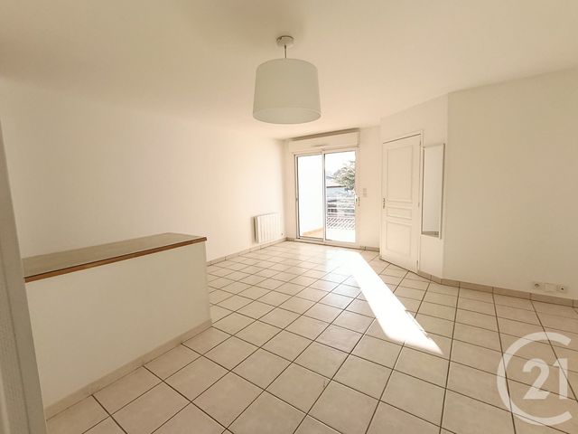 Appartement F2 à louer - 2 pièces - 39.5 m2 - ROYAN - 17 - POITOU-CHARENTES - Century 21 Grand Large