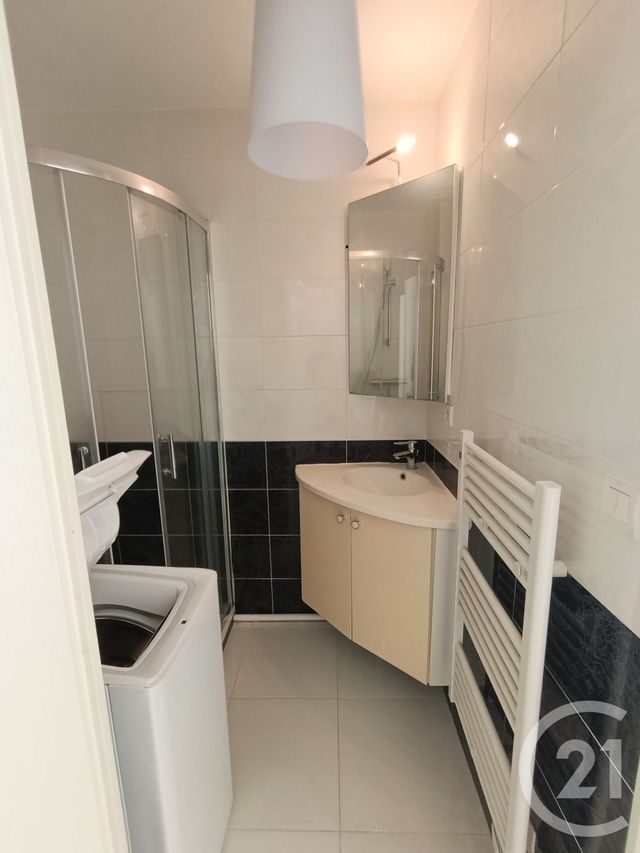 Appartement F2 à louer - 2 pièces - 39.5 m2 - ROYAN - 17 - POITOU-CHARENTES - Century 21 Grand Large