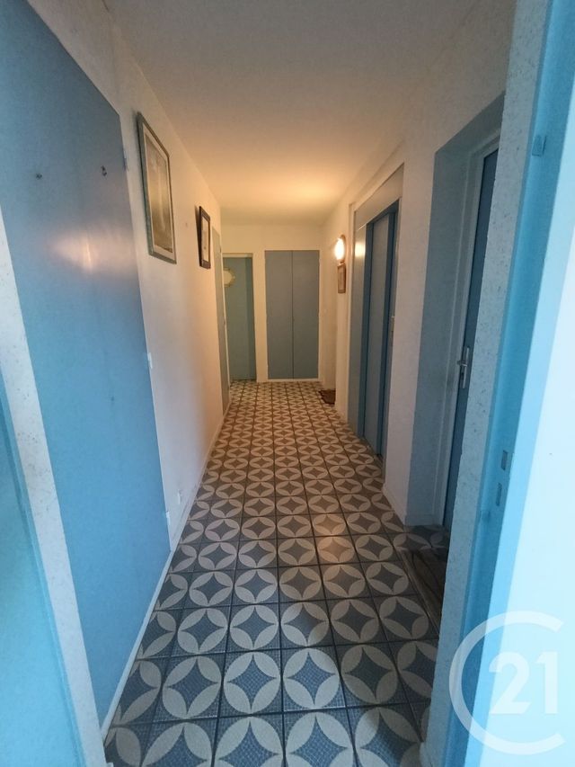 Appartement F2 à louer - 2 pièces - 39.5 m2 - ROYAN - 17 - POITOU-CHARENTES - Century 21 Grand Large