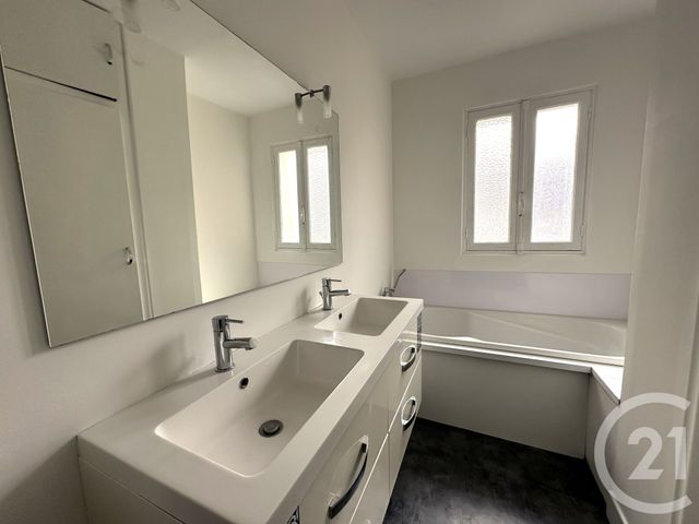 Appartement F5 à vendre - 5 pièces - 93.86 m2 - ROYAN - 17 - POITOU-CHARENTES - Century 21 Grand Large