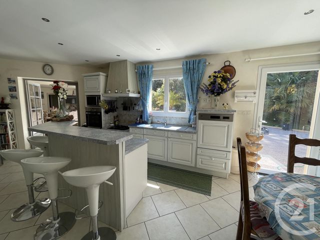 maison à vendre - 8 pièces - 158.69 m2 - MESCHERS SUR GIRONDE - 17 - POITOU-CHARENTES - Century 21 Grand Large