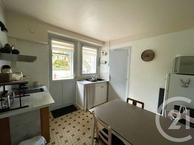 Appartement T1 à vendre - 1 pièce - 23.46 m2 - ROYAN - 17 - POITOU-CHARENTES - Century 21 Grand Large