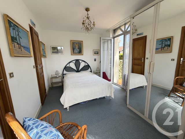 Appartement F4 à vendre - 4 pièces - 73.08 m2 - ROYAN - 17 - POITOU-CHARENTES - Century 21 Grand Large