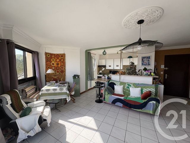 Appartement F3 à vendre - 3 pièces - 58.04 m2 - ROYAN - 17 - POITOU-CHARENTES - Century 21 Grand Large