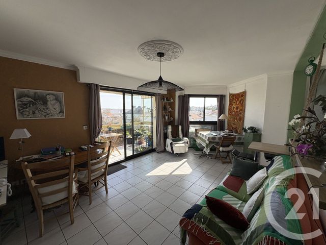 Appartement F3 à vendre - 3 pièces - 58.04 m2 - ROYAN - 17 - POITOU-CHARENTES - Century 21 Grand Large