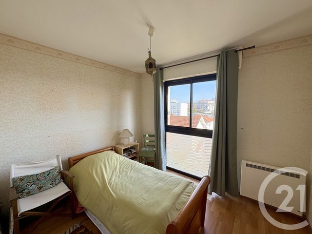 Appartement F3 à vendre - 3 pièces - 58.04 m2 - ROYAN - 17 - POITOU-CHARENTES - Century 21 Grand Large