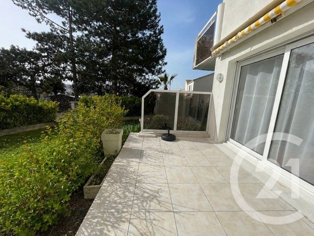 Appartement T3 à vendre - 3 pièces - 60.77 m2 - ROYAN - 17 - POITOU-CHARENTES - Century 21 Grand Large