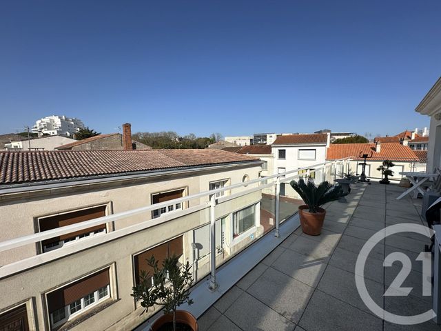 Appartement F3 à vendre - 3 pièces - 85.69 m2 - ROYAN - 17 - POITOU-CHARENTES - Century 21 Grand Large