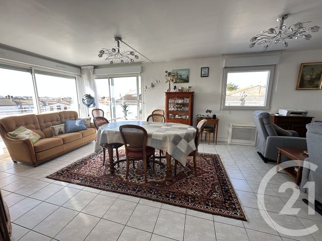 Appartement F3 à vendre - 3 pièces - 85.69 m2 - ROYAN - 17 - POITOU-CHARENTES - Century 21 Grand Large