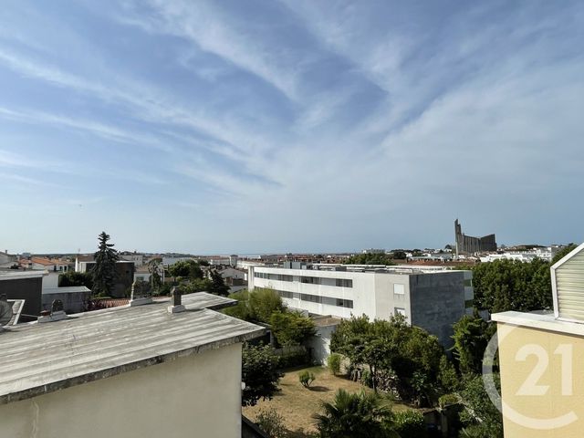 Appartement T3 à vendre - 3 pièces - 66.63 m2 - ROYAN - 17 - POITOU-CHARENTES - Century 21 Grand Large