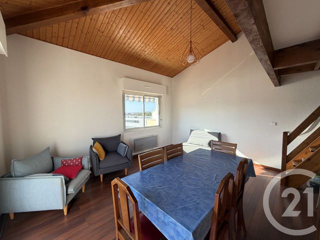 Appartement T4 à vendre - 4 pièces - 66.63 m2 - ROYAN - 17 - POITOU-CHARENTES - Century 21 Grand Large
