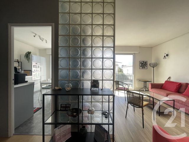 Appartement F3 à vendre - 3 pièces - 69.26 m2 - ROYAN - 17 - POITOU-CHARENTES - Century 21 Grand Large