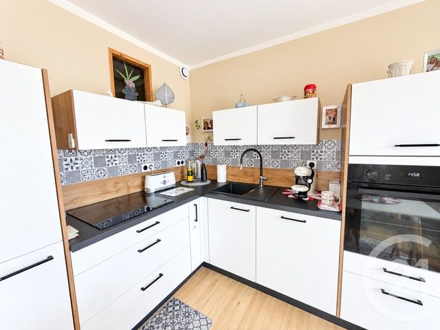 Appartement F1 bis à vendre - 2 pièces - 29.96 m2 - ST GEORGES DE DIDONNE - 17 - POITOU-CHARENTES - Century 21 Grand Large