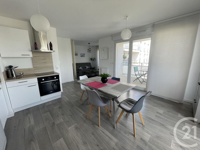 Appartement F2 à louer - 2 pièces - 57.47 m2 - ROYAN - 17 - POITOU-CHARENTES - Century 21 Grand Large