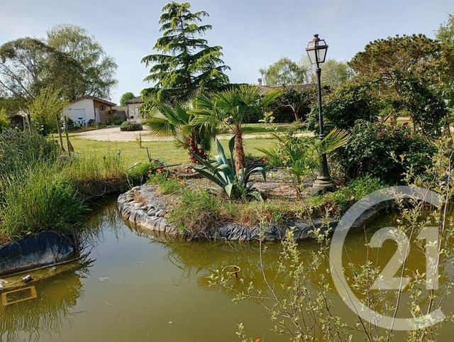 maison à vendre - 6 pièces - 159.73 m2 - STE GEMME - 17 - POITOU-CHARENTES - Century 21 Grand Large