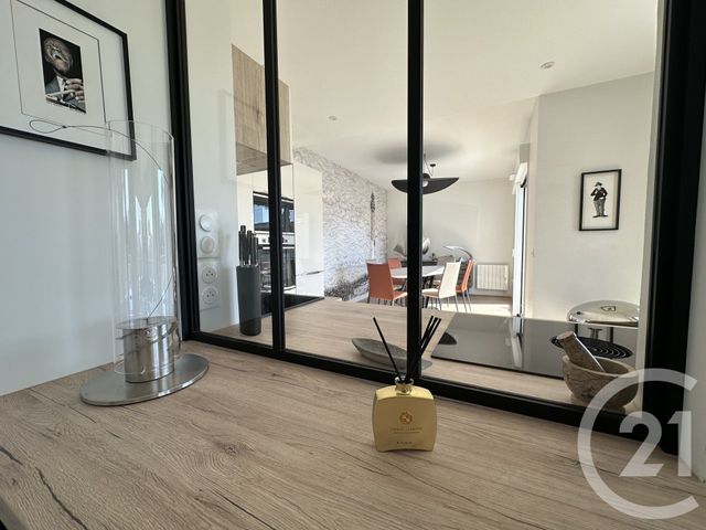 Appartement F3 à vendre - 3 pièces - 76.05 m2 - ROYAN - 17 - POITOU-CHARENTES - Century 21 Grand Large