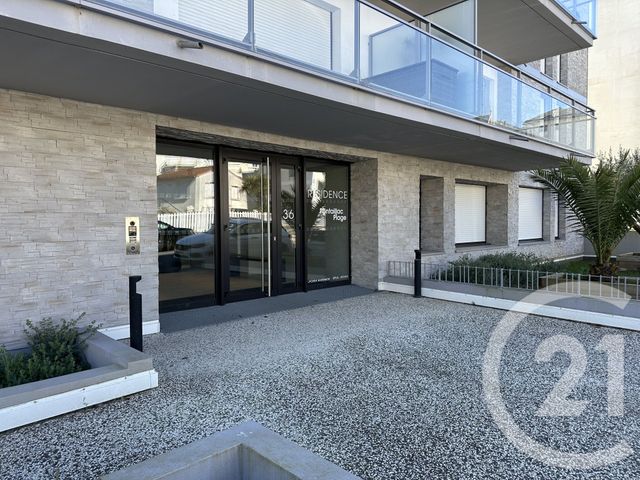 Appartement F3 à vendre - 3 pièces - 76.05 m2 - ROYAN - 17 - POITOU-CHARENTES - Century 21 Grand Large