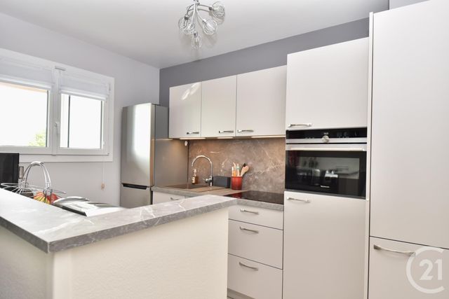 Appartement F3 à vendre - 3 pièces - 60.84 m2 - ROYAN - 17 - POITOU-CHARENTES - Century 21 Grand Large