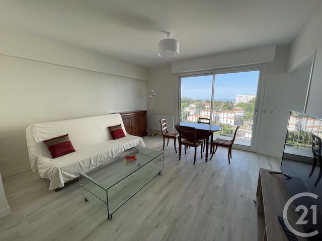 Appartement F3 à louer - 3 pièces - 63.49 m2 - ST GEORGES DE DIDONNE - 17 - POITOU-CHARENTES - Century 21 Grand Large