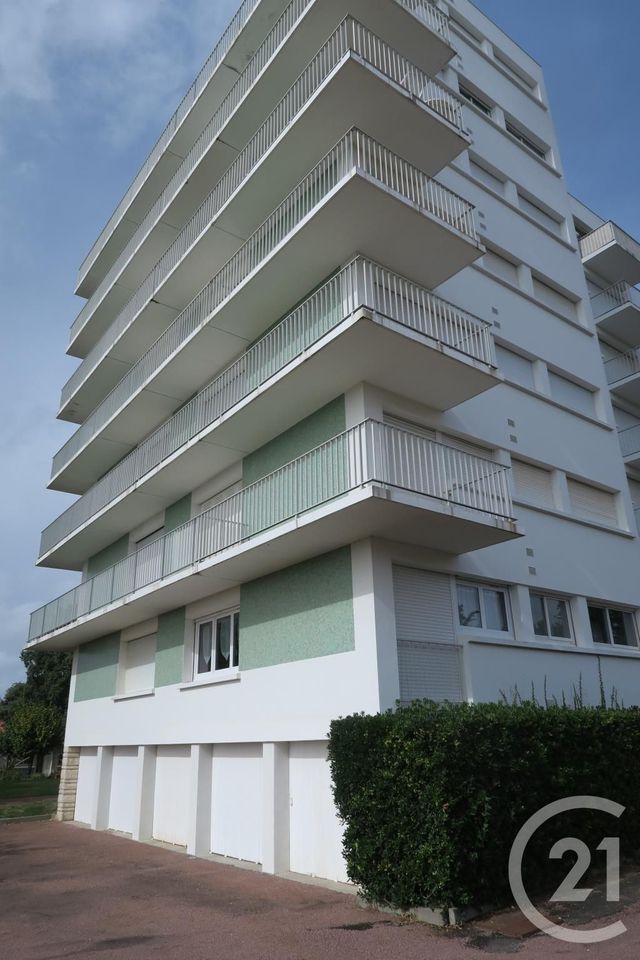 Appartement F3 à louer - 3 pièces - 63.49 m2 - ST GEORGES DE DIDONNE - 17 - POITOU-CHARENTES - Century 21 Grand Large