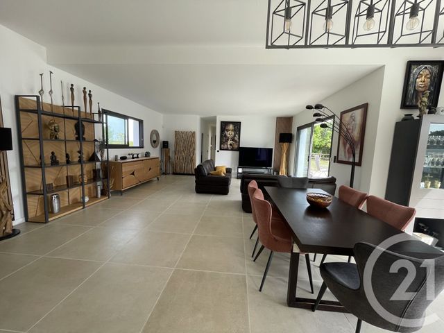 maison à vendre - 5 pièces - 146.56 m2 - BREUILLET - 17 - POITOU-CHARENTES - Century 21 Grand Large