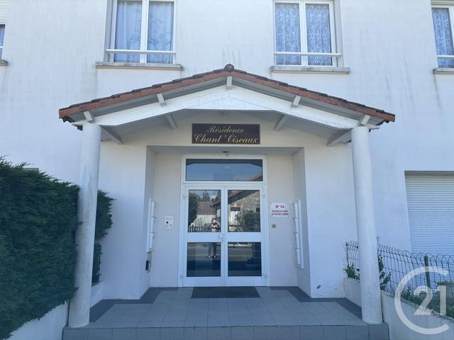 Appartement F3 à louer - 3 pièces - 66.73 m2 - ROYAN - 17 - POITOU-CHARENTES - Century 21 Grand Large