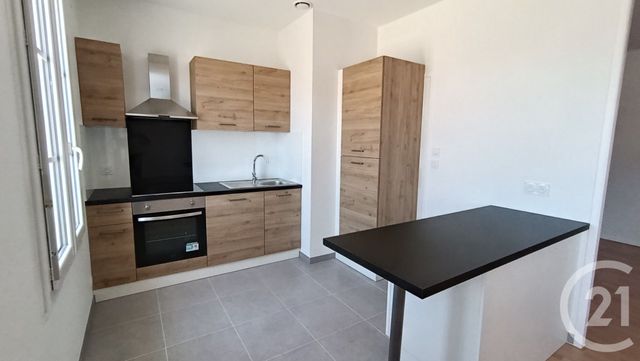 Appartement F3 à louer - 3 pièces - 66.73 m2 - ROYAN - 17 - POITOU-CHARENTES - Century 21 Grand Large