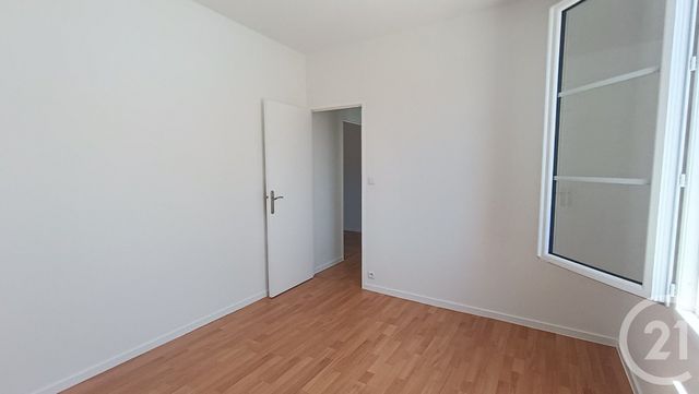 Appartement F3 à louer - 3 pièces - 66.73 m2 - ROYAN - 17 - POITOU-CHARENTES - Century 21 Grand Large