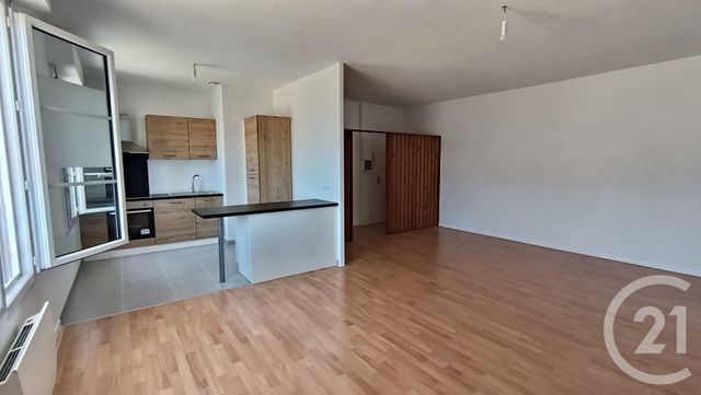 Appartement F3 à louer - 3 pièces - 66.73 m2 - ROYAN - 17 - POITOU-CHARENTES - Century 21 Grand Large