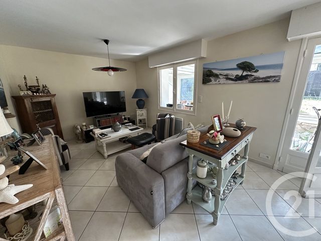 Appartement F5 à vendre - 5 pièces - 135.7 m2 - ROYAN - 17 - POITOU-CHARENTES - Century 21 Grand Large