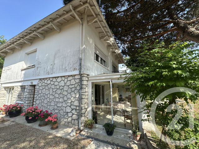 Appartement F5 à vendre - 5 pièces - 135.7 m2 - ROYAN - 17 - POITOU-CHARENTES - Century 21 Grand Large