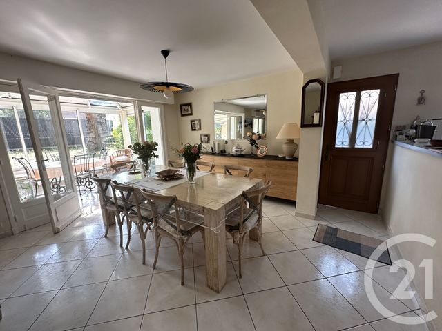 Appartement F5 à vendre - 5 pièces - 135.7 m2 - ROYAN - 17 - POITOU-CHARENTES - Century 21 Grand Large