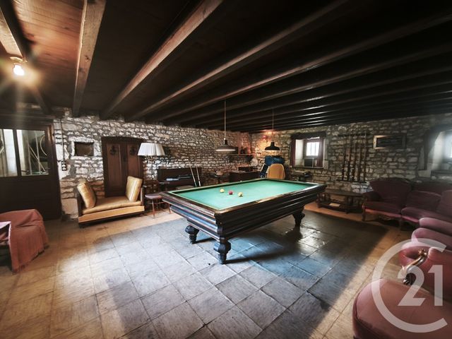 maison à vendre - 10 pièces - 324.7 m2 - ST ROMAIN DE BENET - 17 - POITOU-CHARENTES - Century 21 Grand Large