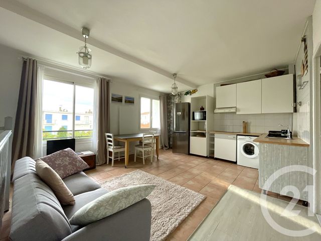 Appartement T3 à vendre - 3 pièces - 52.19 m2 - ROYAN - 17 - POITOU-CHARENTES - Century 21 Grand Large
