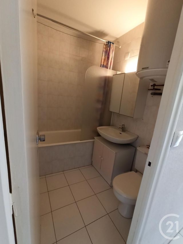 Appartement F1 à louer - 1 pièce - 23.88 m2 - ST GEORGES DE DIDONNE - 17 - POITOU-CHARENTES - Century 21 Grand Large