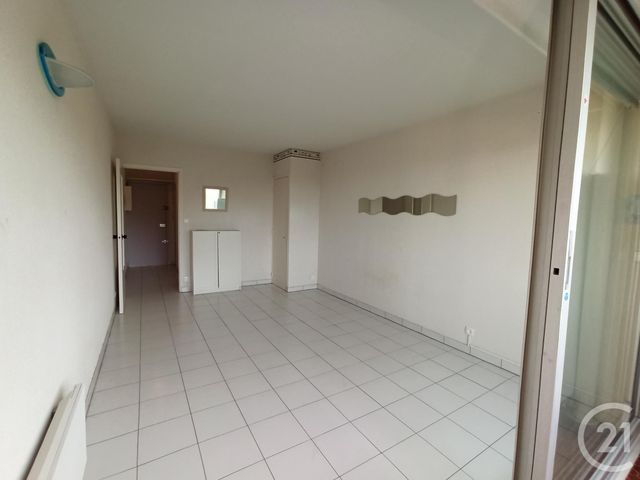 Appartement F1 à louer - 1 pièce - 23.88 m2 - ST GEORGES DE DIDONNE - 17 - POITOU-CHARENTES - Century 21 Grand Large