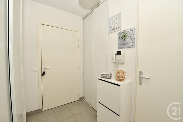 Appartement F3 à louer - 3 pièces - 62.22 m2 - ROYAN - 17 - POITOU-CHARENTES - Century 21 Grand Large