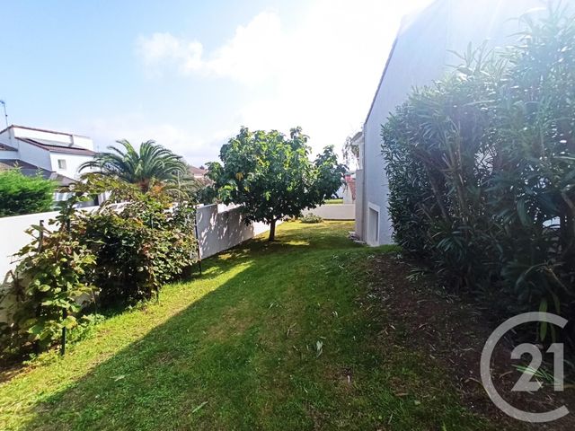 maison à louer - 5 pièces - 110.6 m2 - ROYAN - 17 - POITOU-CHARENTES - Century 21 Grand Large