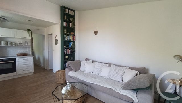 Appartement F2 à louer - 2 pièces - 29.6 m2 - VAUX SUR MER - 17 - POITOU-CHARENTES - Century 21 Grand Large